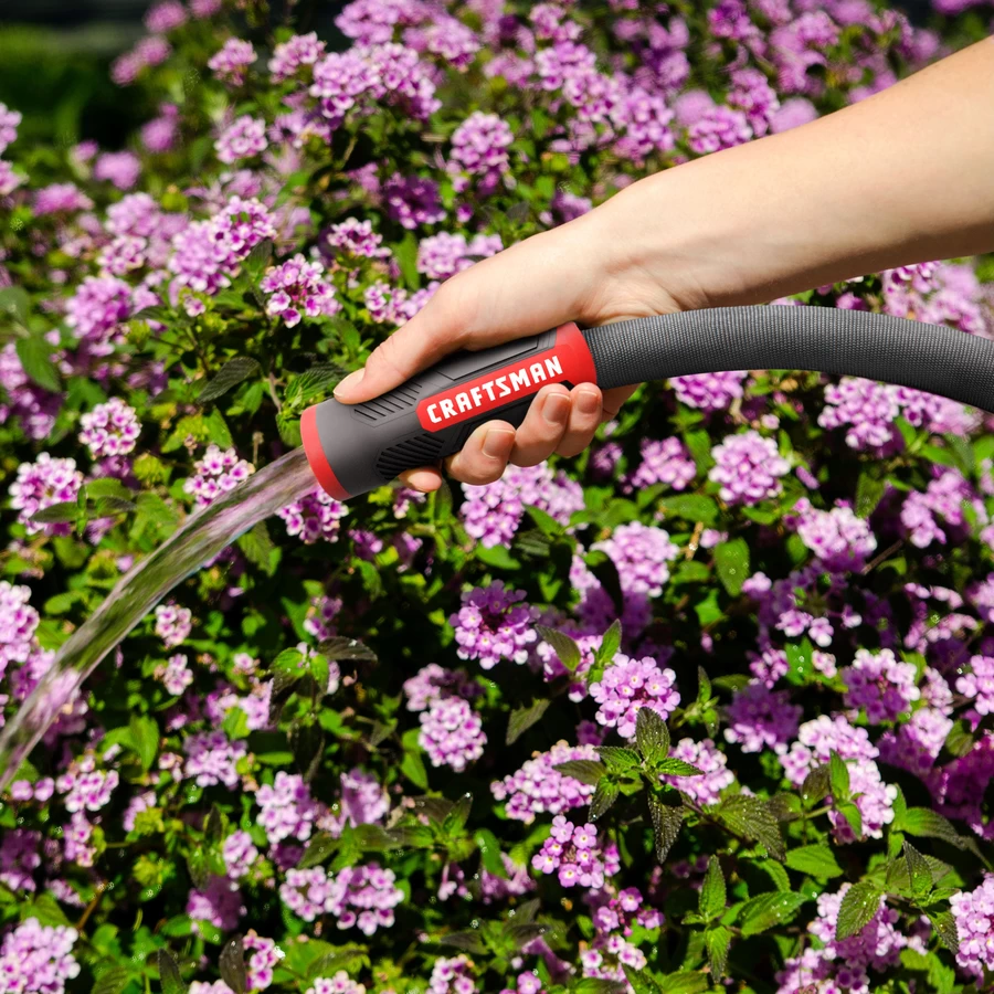 Craftsman(R) Garden Hose - 50' - PVC/Fabric - Black/Red 2 Craftsman(R) Garden Hose - 50' - PVC/Fabric - Black/Red - Image 2